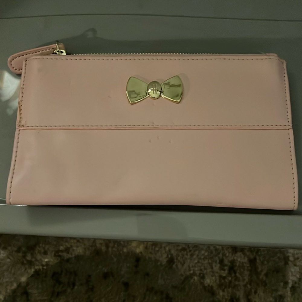 NWT Harrods Melrose Cosmetics Pouch in light pink.